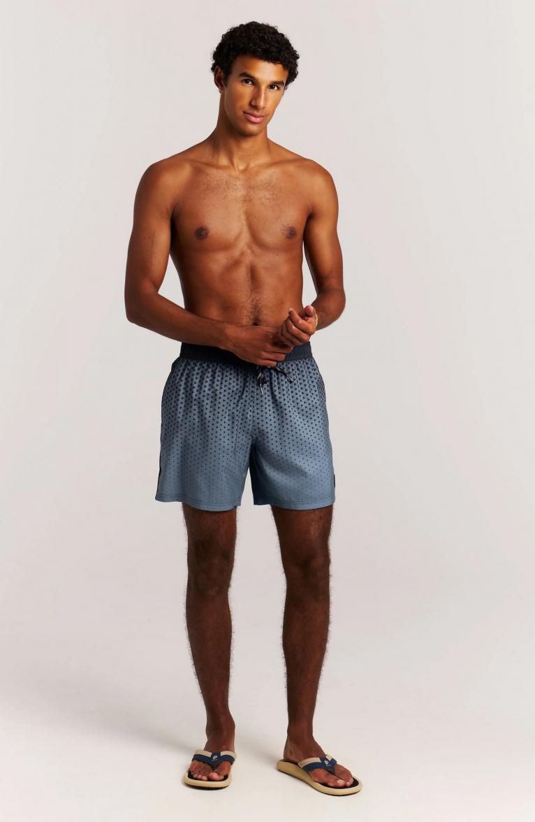 model-Yonis.-3957